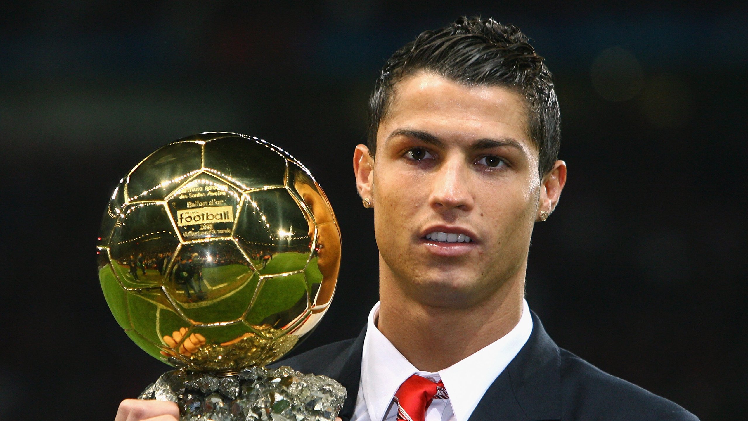 特色“绿色+智慧”场馆“行业标杆”不断涌现，行业基础不断夯实